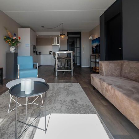 Zuiderzeestate 35, Prachtig Appartement Aan Het Ijsselmeer Makkum Extérieur photo