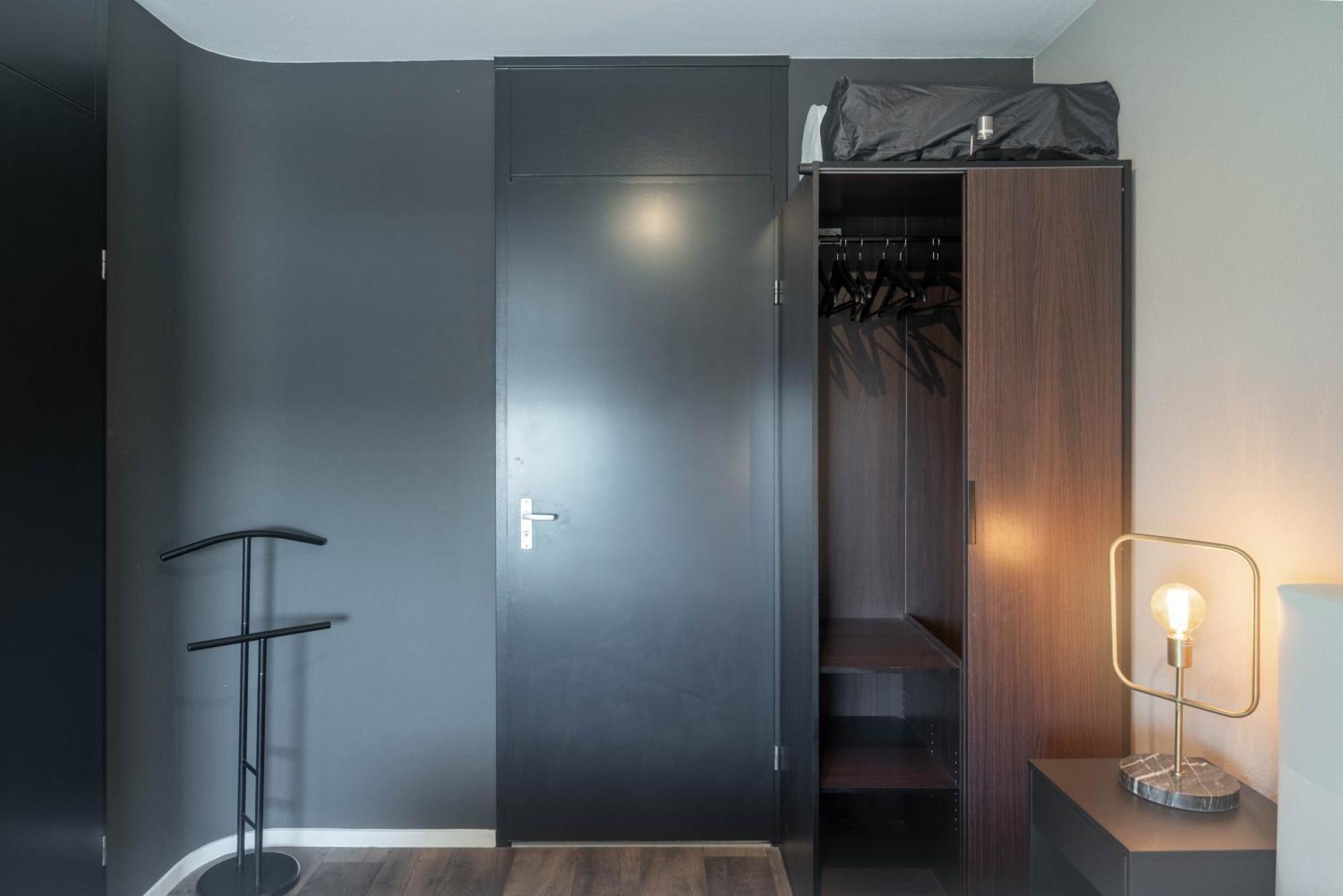 Zuiderzeestate 35, Prachtig Appartement Aan Het Ijsselmeer Makkum Extérieur photo