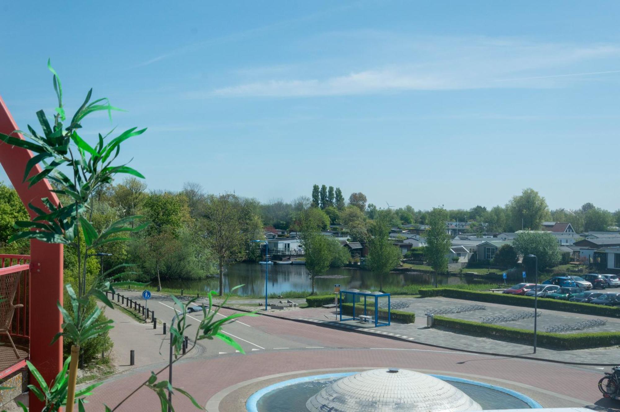 Zuiderzeestate 35, Prachtig Appartement Aan Het Ijsselmeer Makkum Extérieur photo